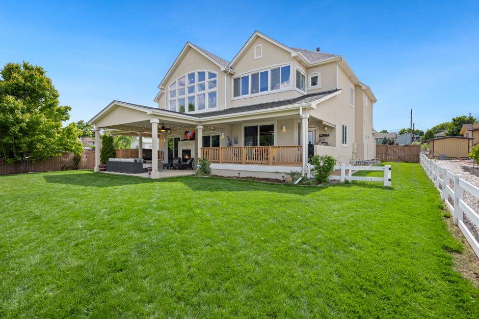House with Terrace