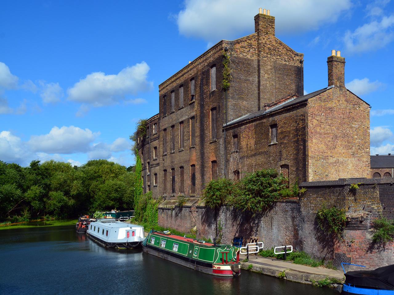 Rental Vacancy Rates Hit Record Lows in Camden, Sparking Fierce Competition