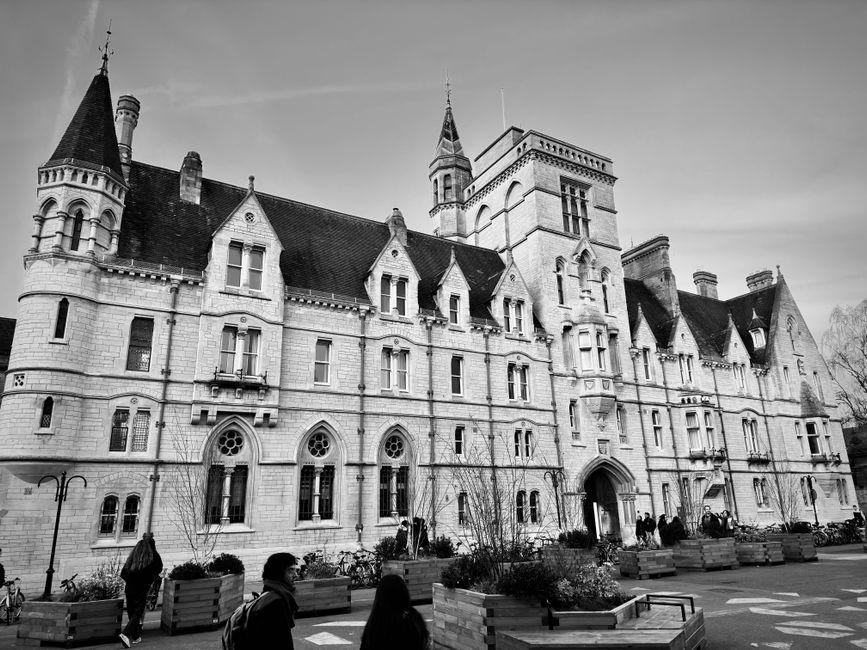 Victorian Architecture of Oxford University Building