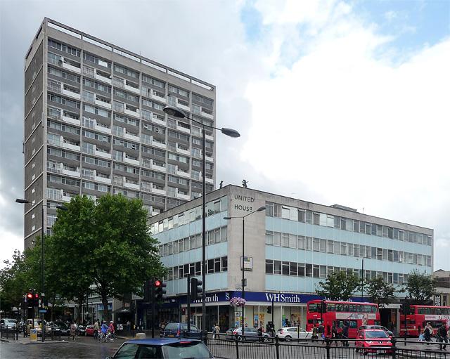 Kensington and Chelsea Council Approves Short-Term Let Registration Rules, Affecting Notting Hill Rentals from January 2027