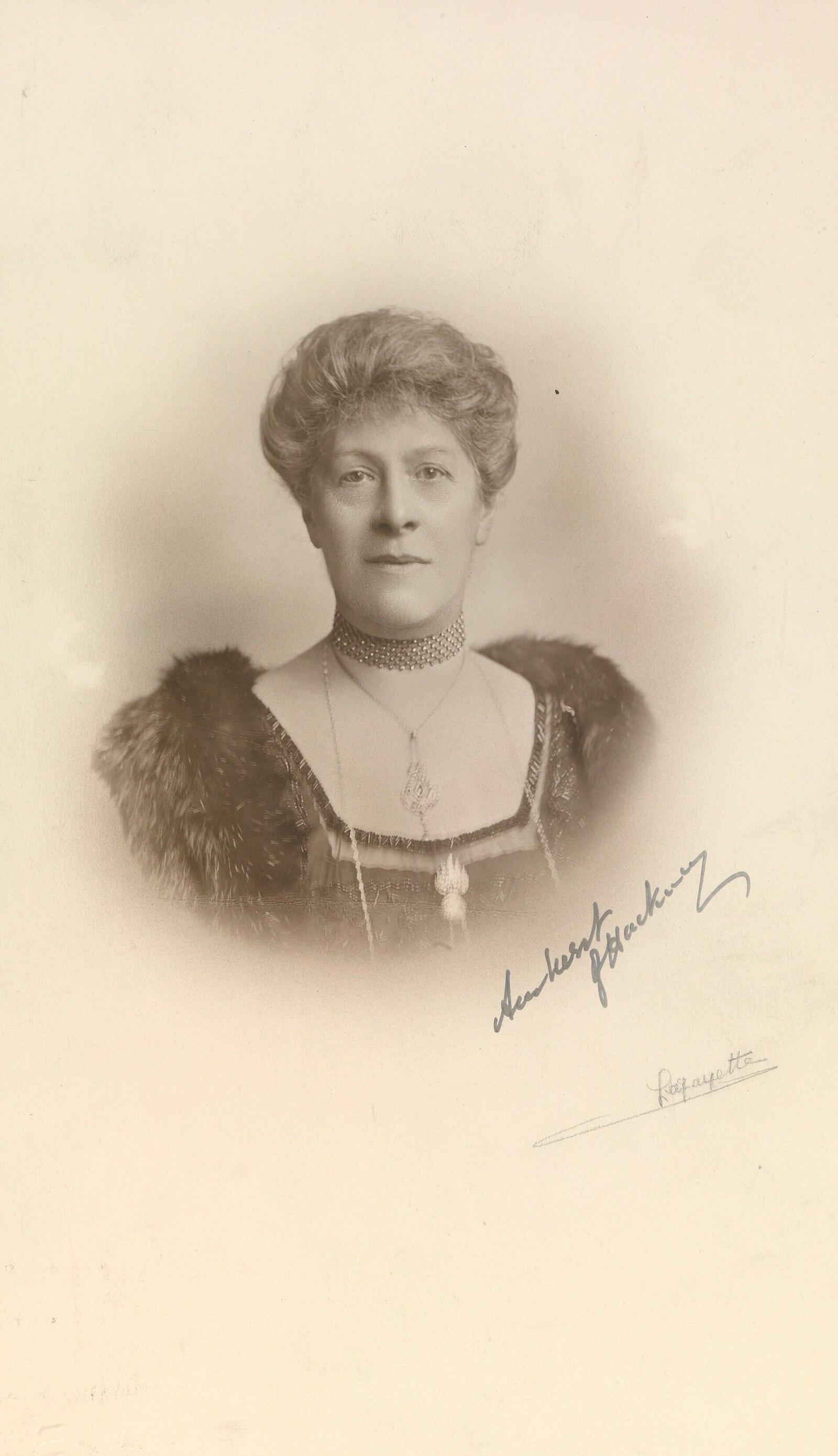 BARONESS AMHERST OF HACKNEY MARY ROTHES MARGARET CECIL WWCD8 5 446